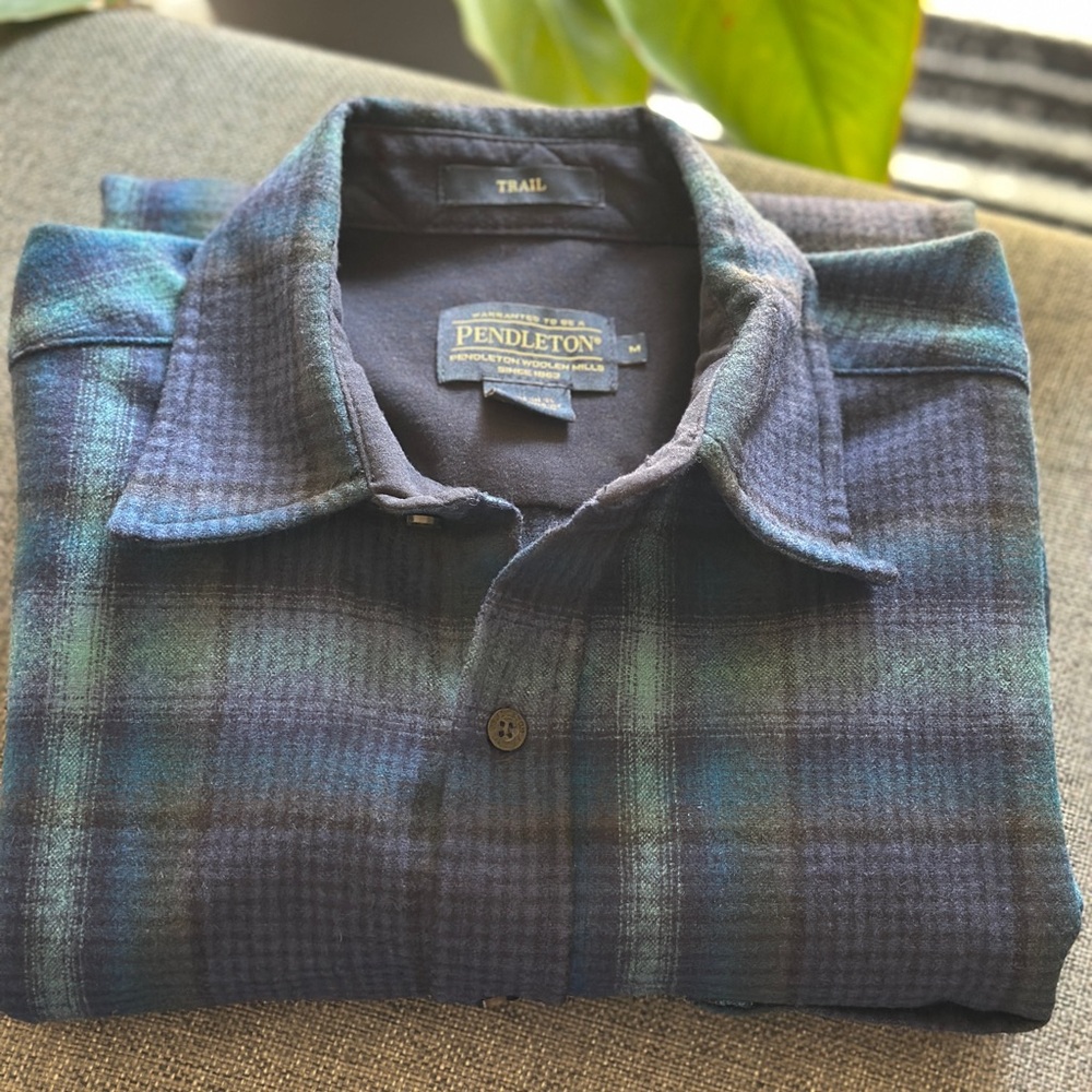 Pendleton Vintage Men’s Blue and Green Plaid Shirt with Brown Elbow Patches